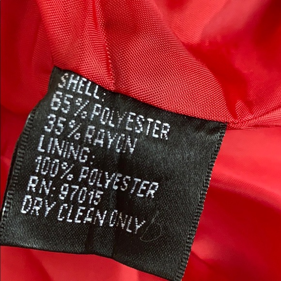 Signature by Larry Levine red blazer size 4 - Picture 8 of 8
